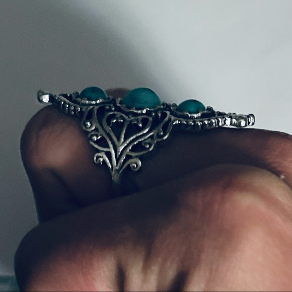 New Woman’s Native Bohemian Blue Turquoise Sterling Silver Handmade Ring - Picture 8 of 8